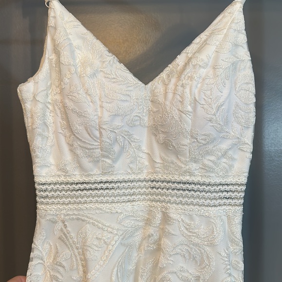 Xtraordinary white lace mini dress size 3 - Picture 2 of 3